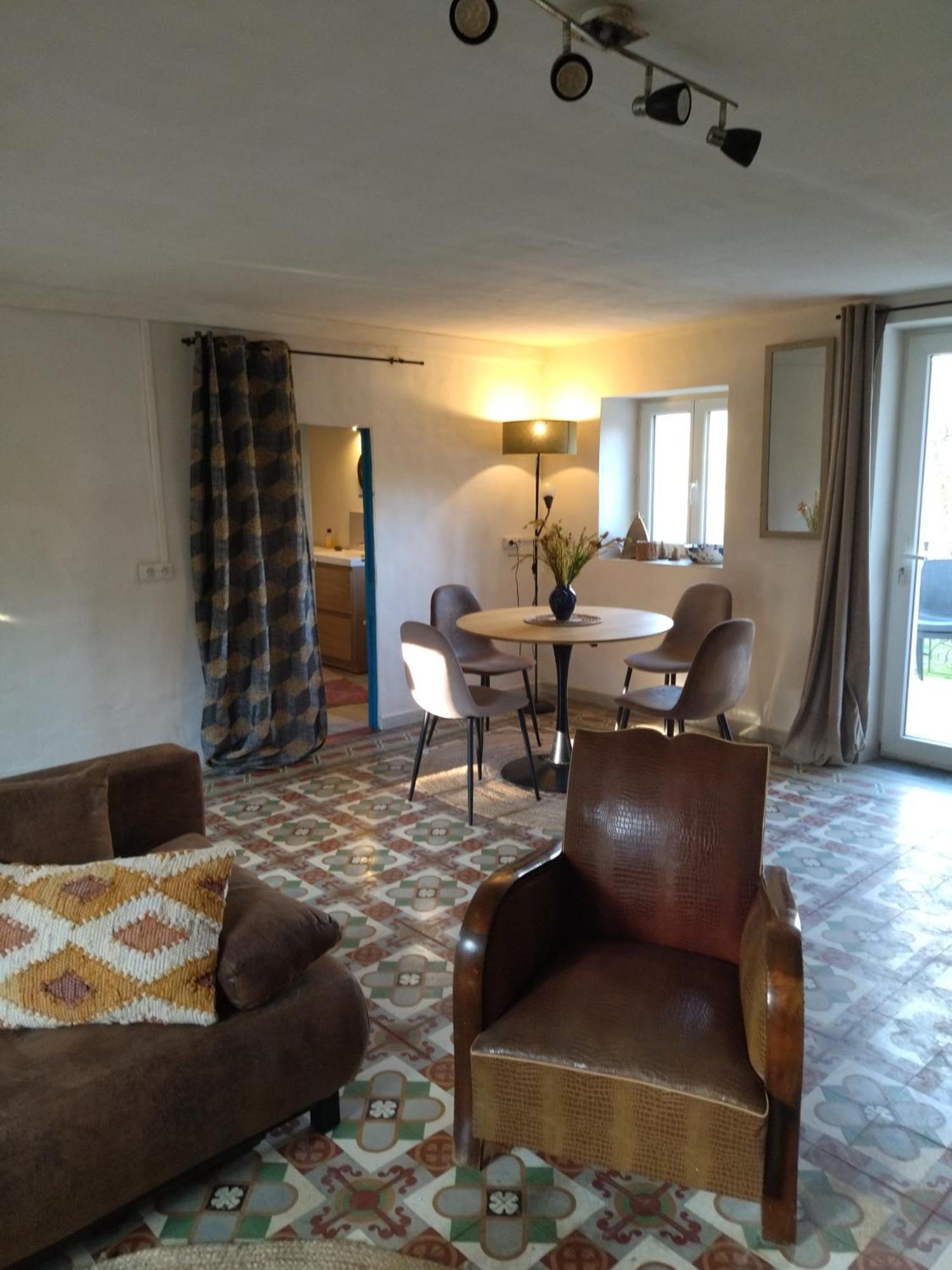 Gite De La Pierre Bleue, Maison A La Campagne Verdon  外观 照片